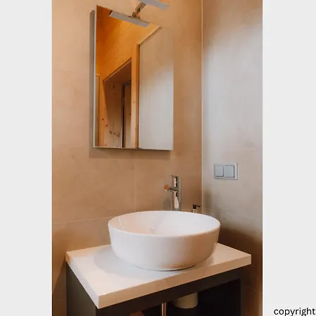 Paradieschen - Stilvolles Blockhaus Mit Kamin * Edlitz