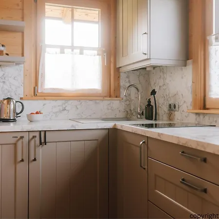 Paradieschen - Stilvolles Blockhaus Mit Kamin Lejlighed