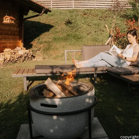 Apartman Paradieschen - Stilvolles Blockhaus Mit Kamin *