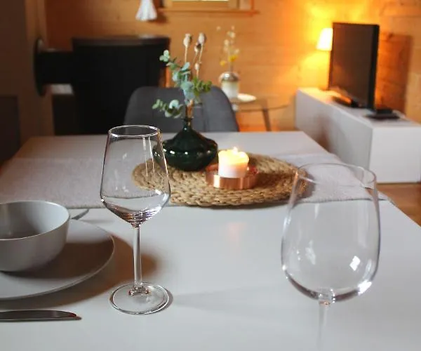 Paradieschen - Stilvolles Blockhaus Mit Kamin * Edlitz